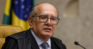 Gilmar Mendes sai em defesa de Paulo Gonet após arquivamento de investigação e critica André Mendonça no caso Banco Master.